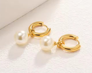 Gia Small Pearl Hoop Earring