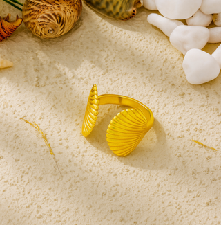 Teagan Scallop Ring